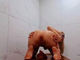 Massive Shit Lover