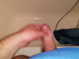I piss and wank in the bath