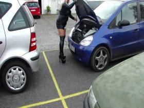 Vorschaubild vom Privatporno mit dem Titel "Motorpanne mit MEGAAAACUMSHOT happyend !" von Deine-Chefin