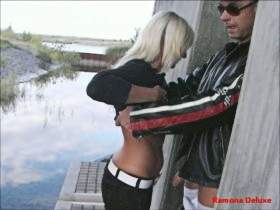 Vorschaubild vom Privatporno mit dem Titel "SKANDAL-Bikerschwanz unter Brücke leer gesaugt" von Ramona_Deluxe