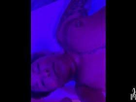 Mobile phone video - Spontaneous threesome with unprotected sex with a stranger