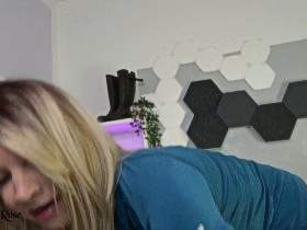Do you want to cum on my ass? Here you can fuck me doggy style and cum on my hot ass POV, just like the user in my video. Look at my slim waist and feel my tight pussy! That's exactly how it feels when you cum on me