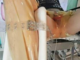 Analslut on Gynochair 1