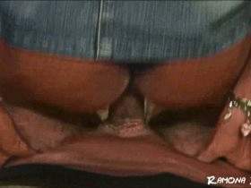 Vorschaubild vom Privatporno mit dem Titel "2 SCHLAMPEN LASSEN SICH PUBLIC FICKEN !!!" von Ramona_Deluxe