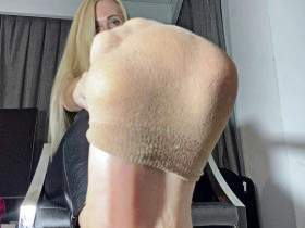 Sweaty Nylons In Boots