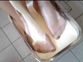 Nylon Feet: The cream bath