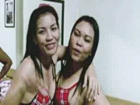 Vorschaubild vom Privatporno mit dem Titel "Lesben Show" von sexynoy