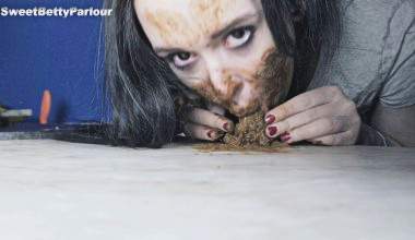 Iss meinen Scat aus meinem Mund