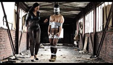 Kinky Whipping Slave