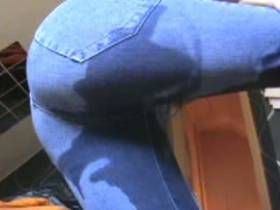 Vorschaubild vom Privatporno mit dem Titel "Pissclip" von nylon_schlampe