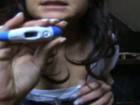 Vorschaubild vom Privatporno mit dem Titel "Fieber???" von nylon_schlampe