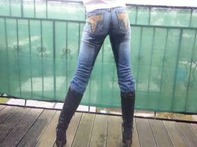 Jeans & Boots piss