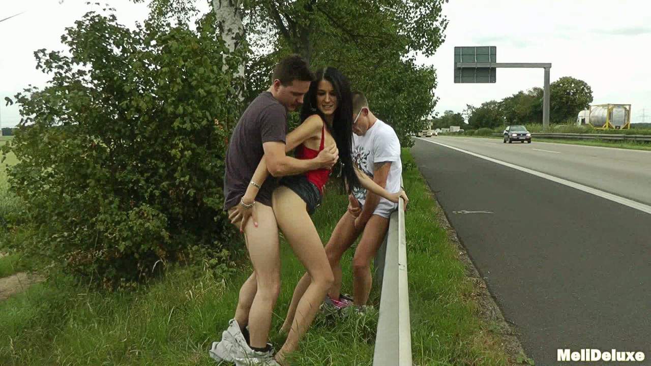 public sex in the highway video gallerie photo