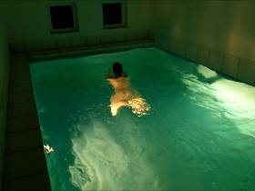 Leg nude swim in the evening filmed:-)