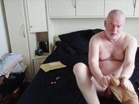 The Letter with Worn Stockings 2