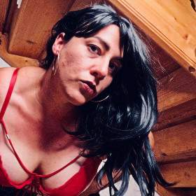 simplysophie - Erfahrene MILF (39) MILF aus Österreich