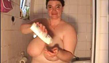 XXXl Titten eincremen!!
