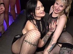 1 part 2025-09-05 Bottrop Miss Booty Christal White Logo GB Chief