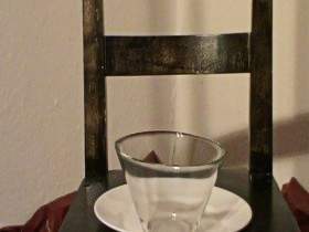 Pissed glass bowl