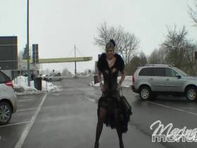 Vorschaubild vom Privatporno mit dem Titel "Die RASTPLATZ SAU" von marinamontana