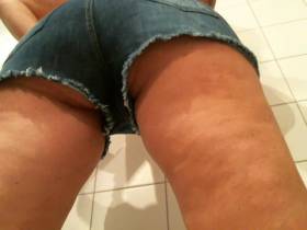 In the jeans pissing and shitting Hotpants