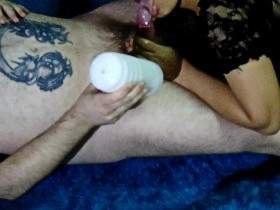 Vorschaubild vom Privatporno mit dem Titel "Fleshlight ficken! blasen und abgespritzt!" von sexynoy