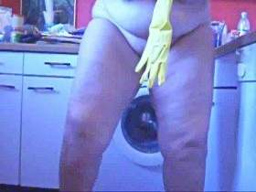 Thick, peed in yellow rubber gloves and emptied!