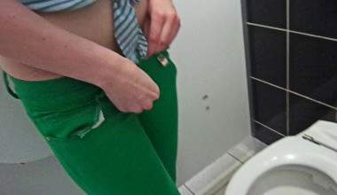 Geplätscher im öffentichen WC