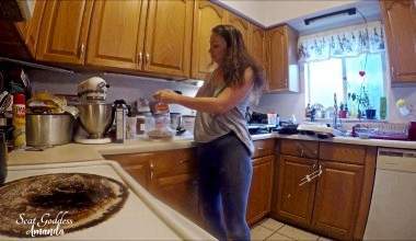 Creamy Load Scat Brownies