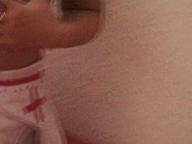 Vorschaubild vom Privatporno mit dem Titel "Die kranke(n)schwester macht es sich selbst" von FeuchteSchnecke