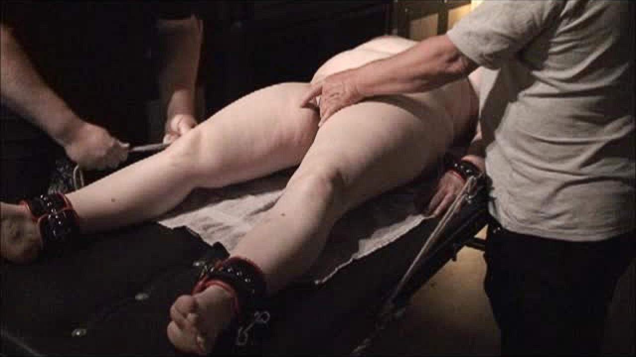 gefesselte fette Frau gefickt Pornofotos HD