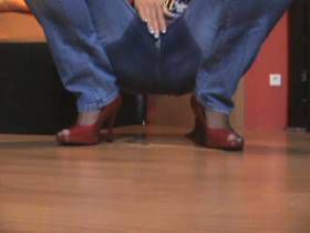 Vorschaubild vom Privatporno mit dem Titel "Pisserei" von nylon_schlampe