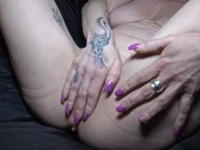 Vorschaubild vom Privatporno mit dem Titel "Ich faulenze ein bisschen" von AdrienneKiss