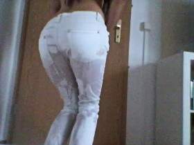 Vorschaubild vom Privatporno mit dem Titel "Mein 1. Jeanspiss !!! Da geht noch Mehr !!!" von MOONLIGHT15