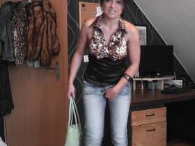 Vorschaubild vom Privatporno mit dem Titel "Wohin mit meinem druck???" von nylon_schlampe