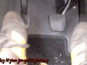 FAN Article 13 - Striped socks and shoes in the car