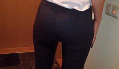 im Treppenhaus eingepisst