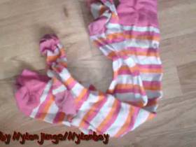 FAN Article 07 - Sweet striped socks