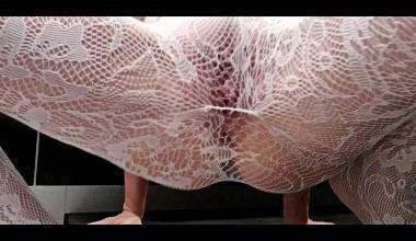 Fishnets riesige Ausbuchtung