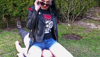 Sexy Nylon Feet & Facesitting in Jeans Shorts