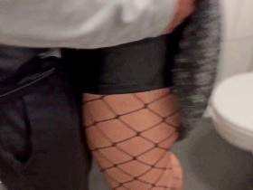 Bin ich jetzt ein Cuckold?! Ich schaue zu, wie sie es mit einem Fremden treibt…!