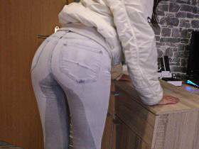 Vorschaubild vom Privatporno mit dem Titel "Bomberjacke und...." von nylon_schlampe