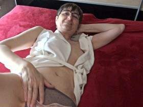 Masturbate in Panty