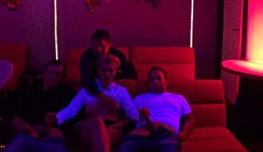 Im Privatkino betatscht