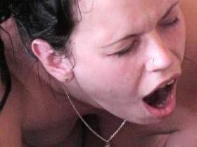 Vorschaubild vom Privatporno mit dem Titel "JAAA wichs mir in die Fresse" von Miss-United